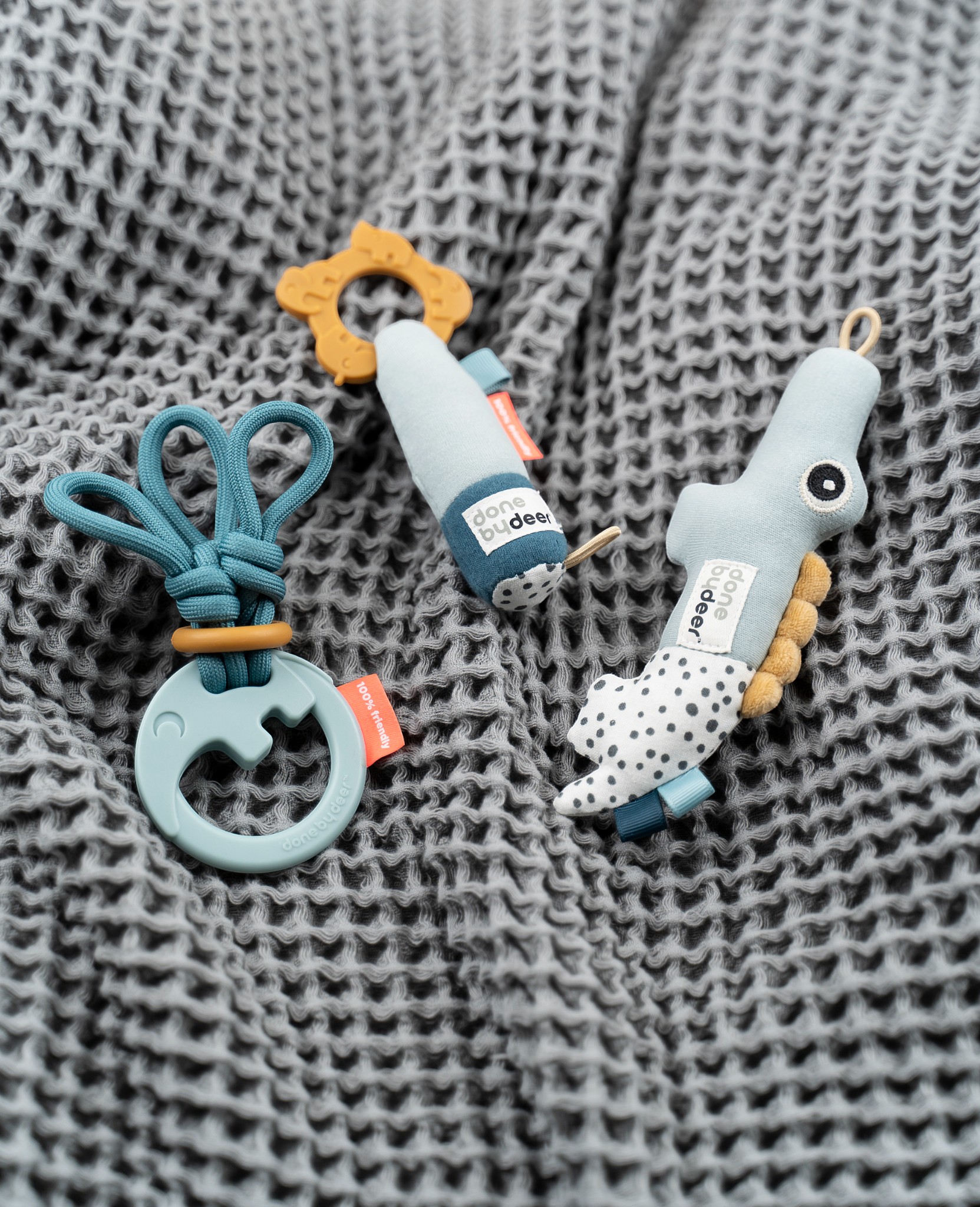 DoneByDeer Waffle Blanket Rosa